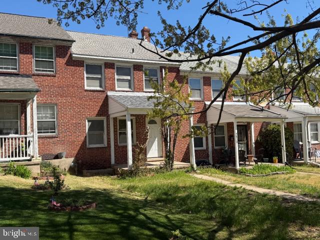 1536 E Belvedere Ave Property Photo 2