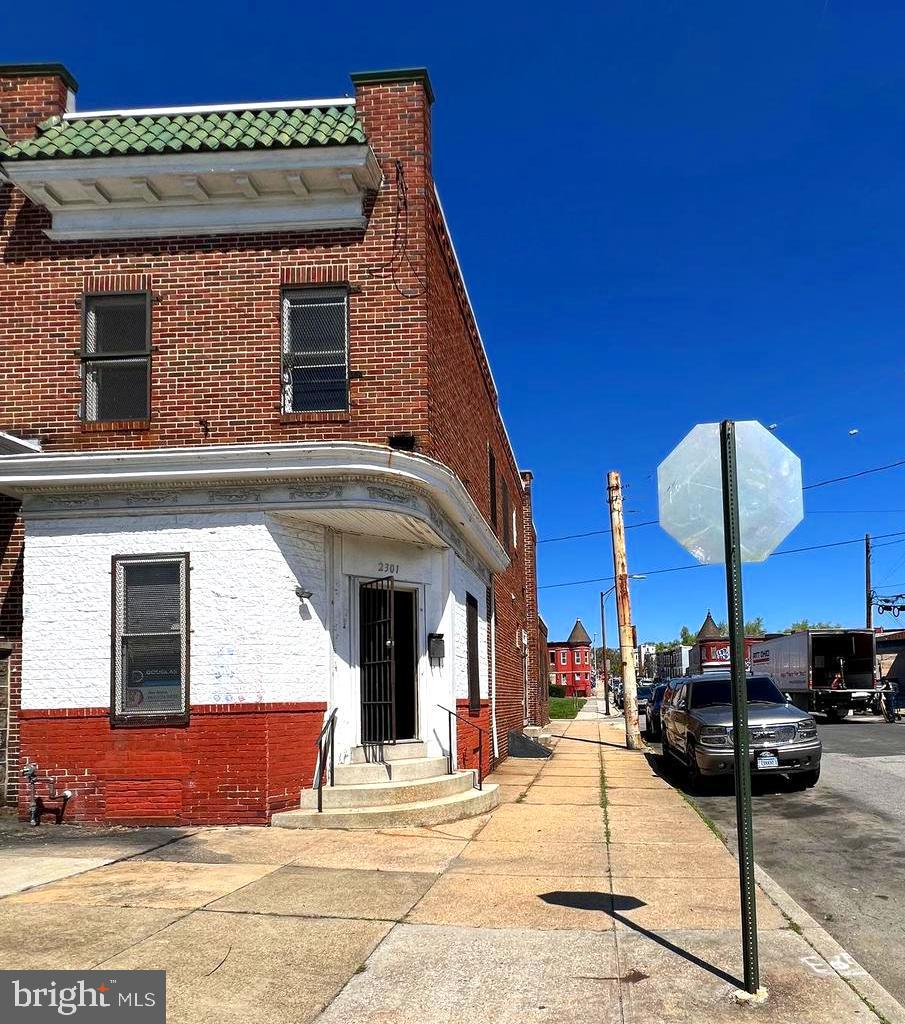 2301 Monroe St N Property Photo 13
