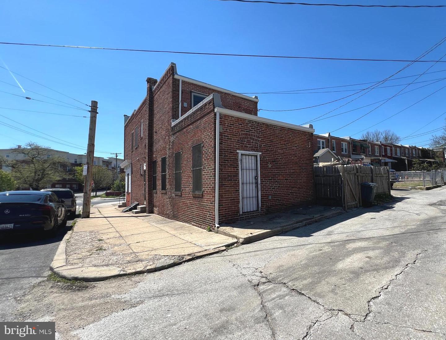 2301 Monroe St N Property Photo 17
