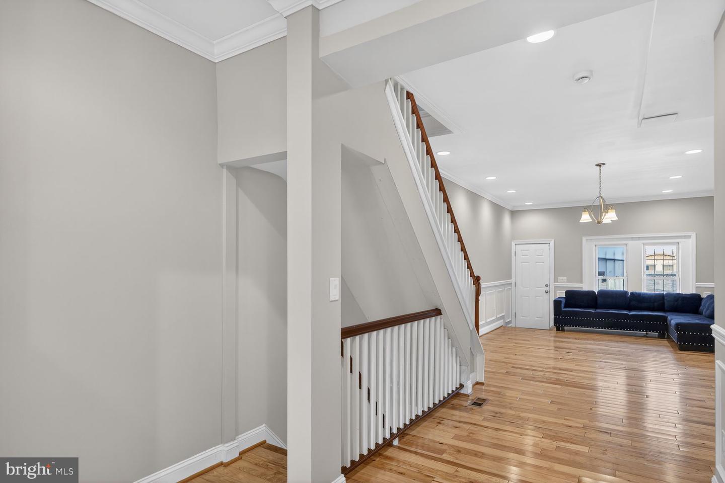 414 N Milton Ave Property Photo 14