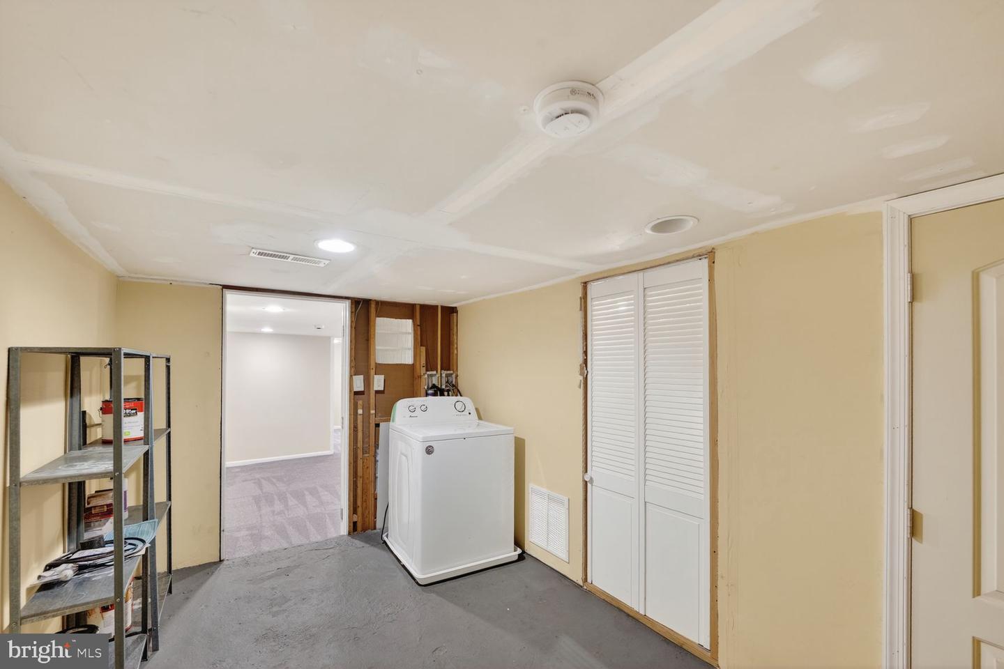 414 N Milton Ave Property Photo 29