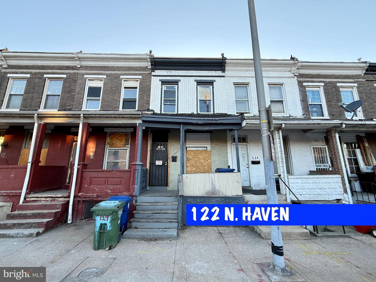 122 Haven St N Property Photo 1