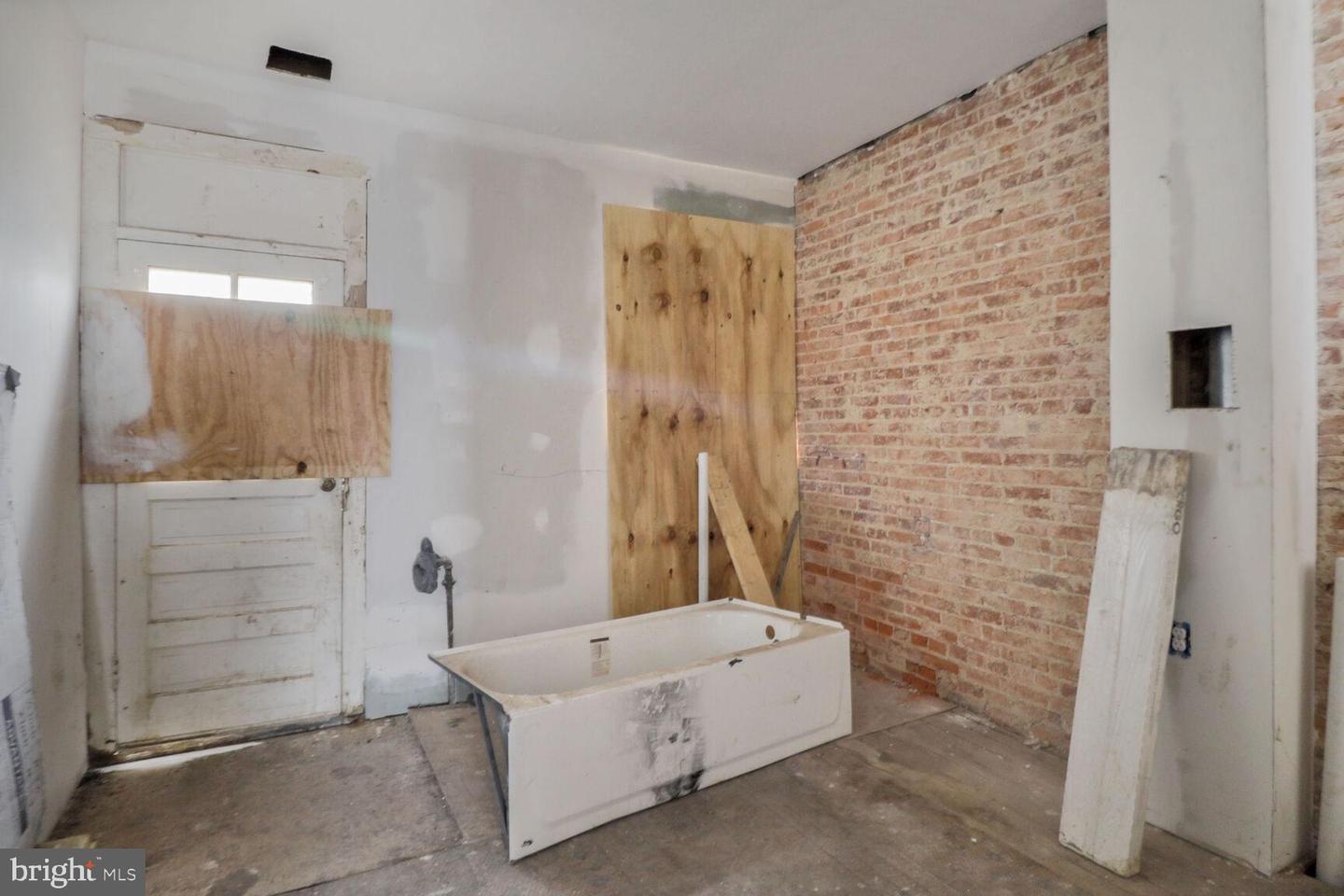 3700 Chestle Pl Property Photo 3
