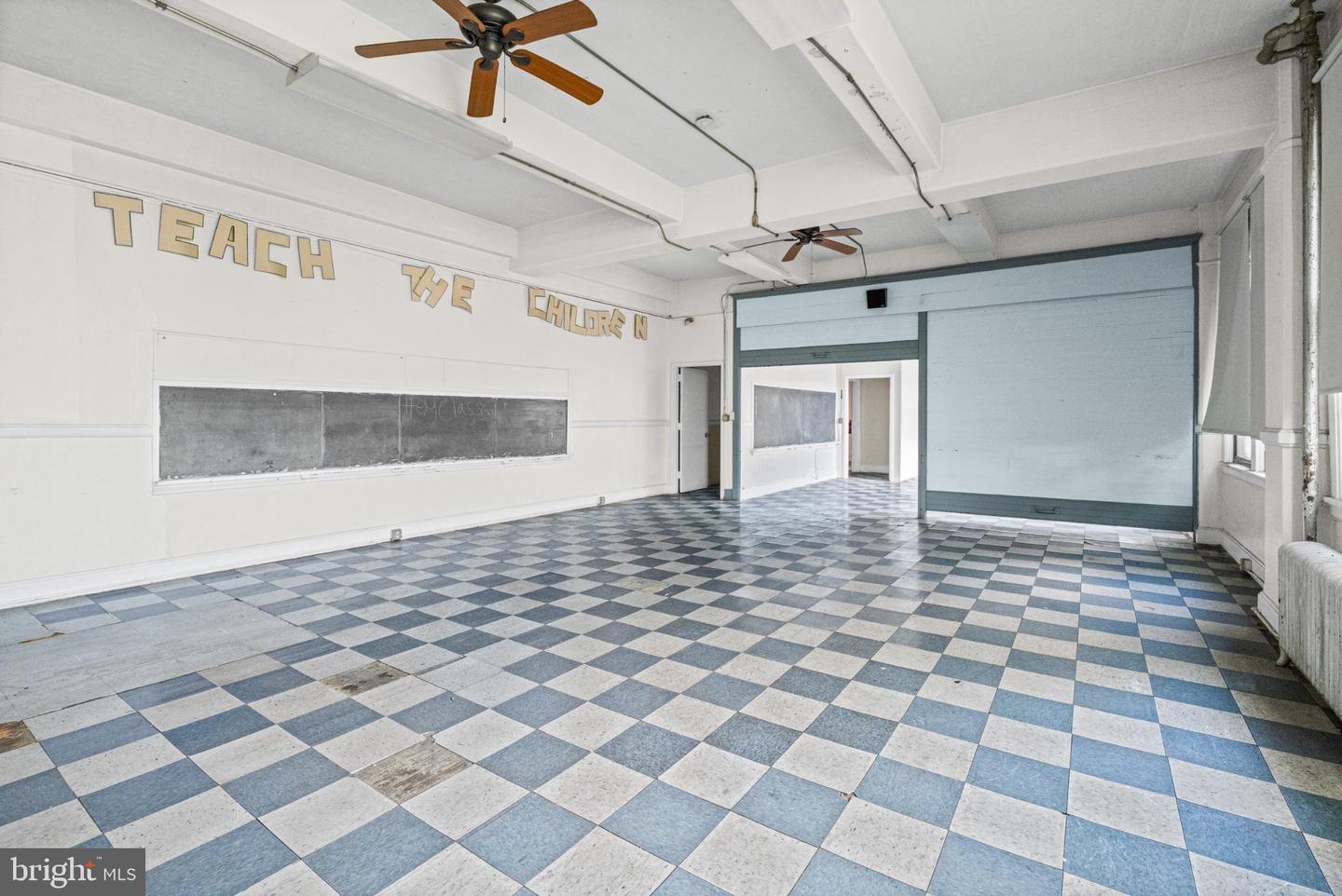 1712 Park Ave Property Photo 25