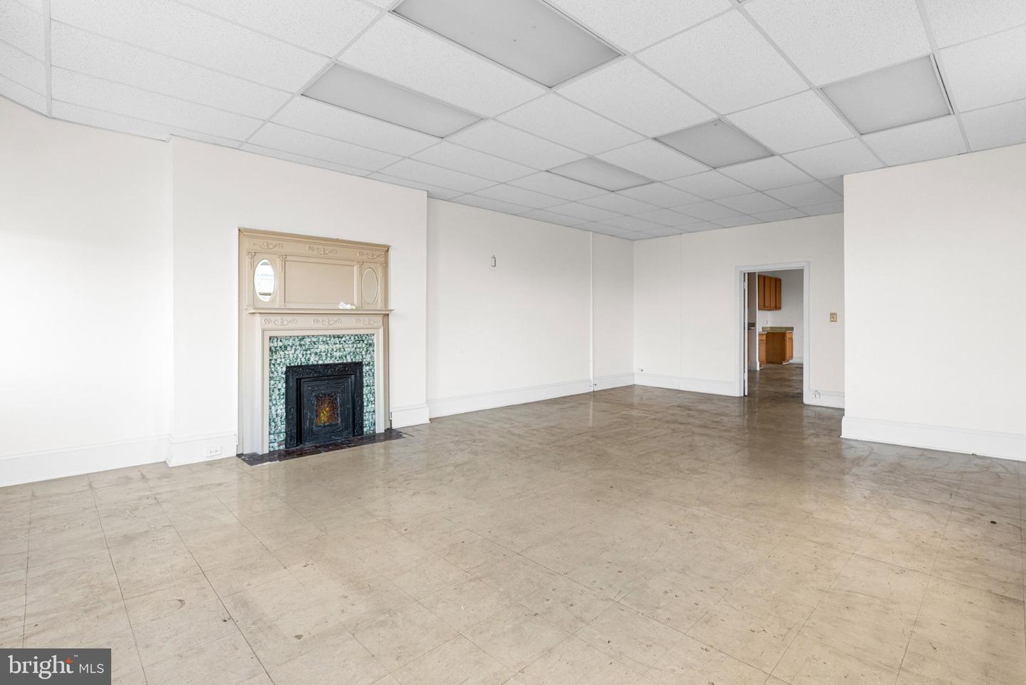 1712 Park Ave Property Photo 30