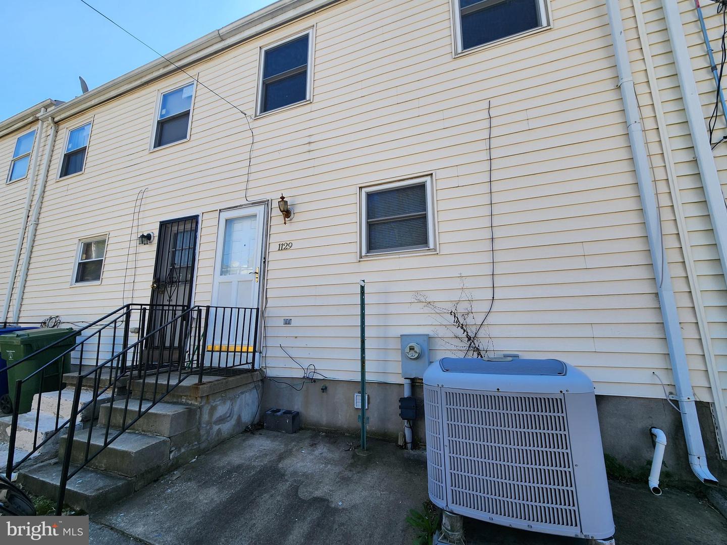 1129 Willinger Ct Property Photo 38