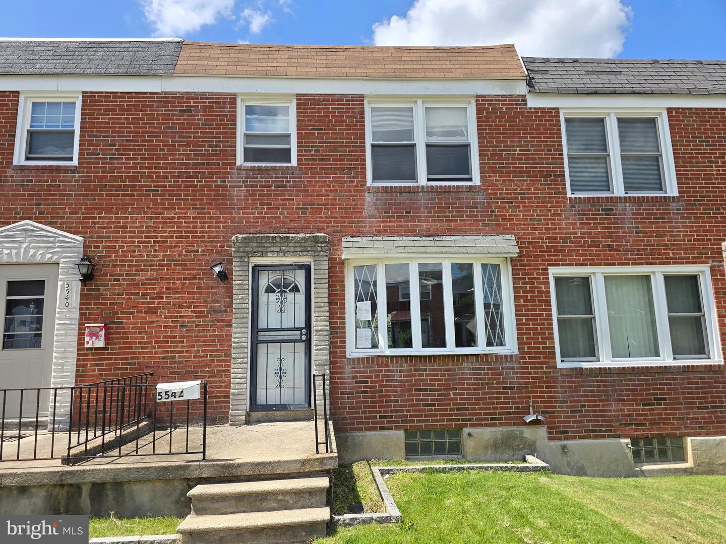 5542 Whitby Rd Property Photo 1