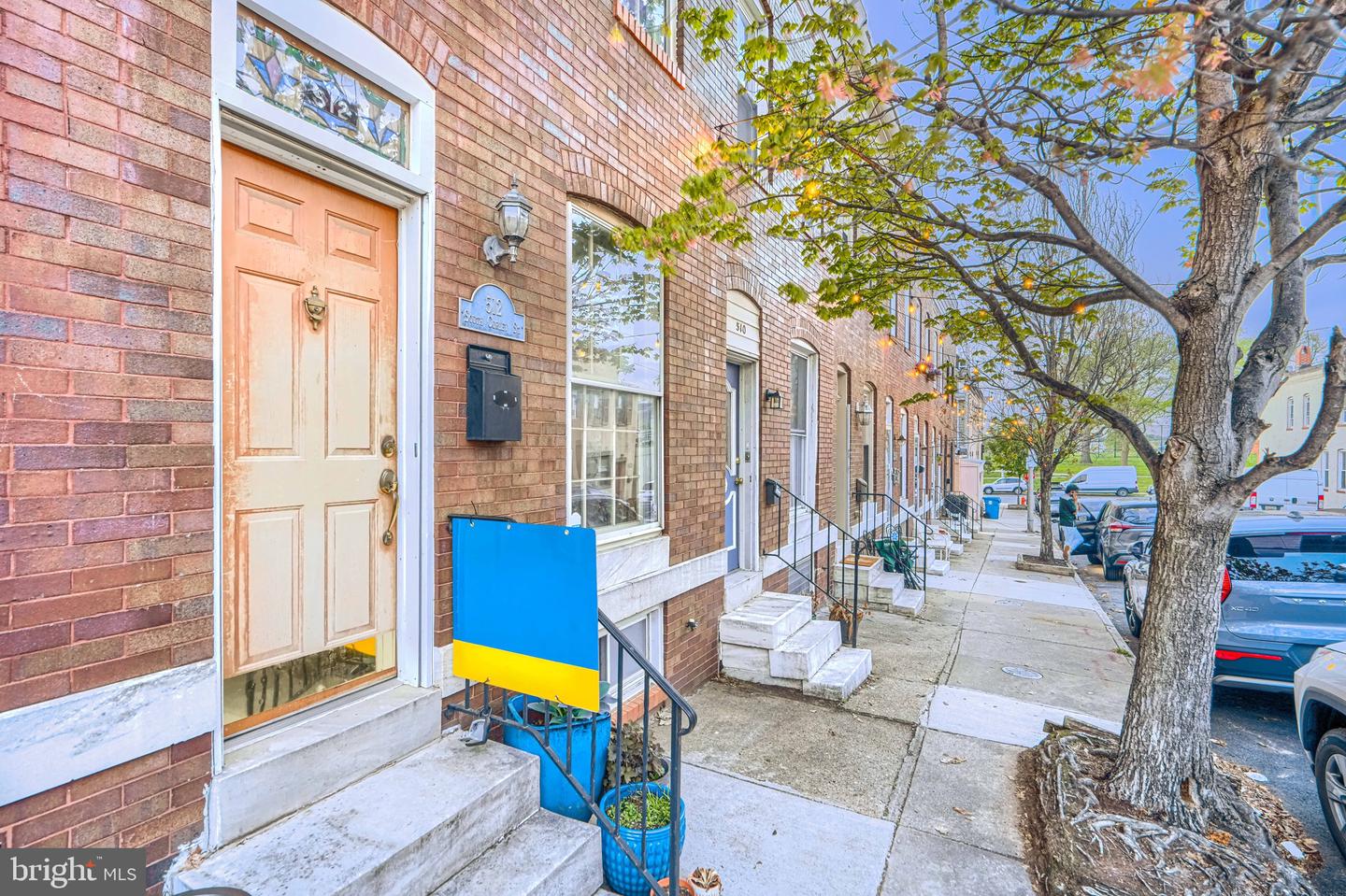 512 S CURLEY ST S