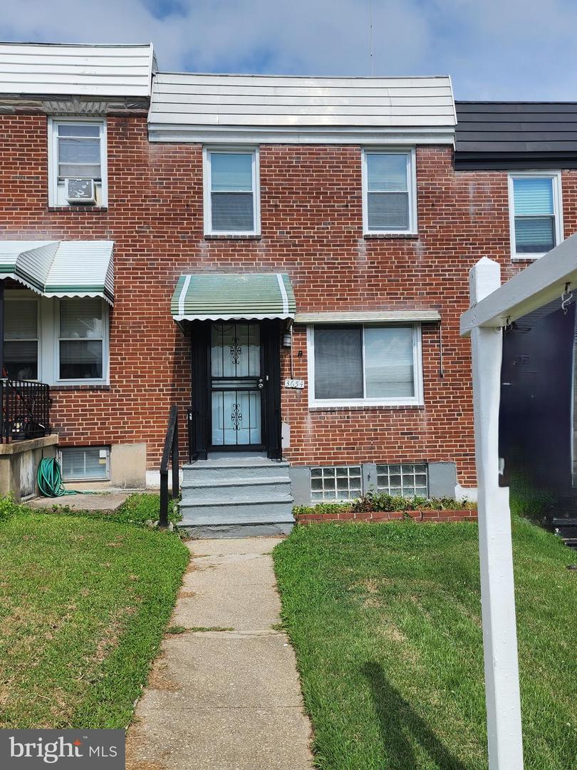 3654 CHESTERFIELD AVE Property Photo 1