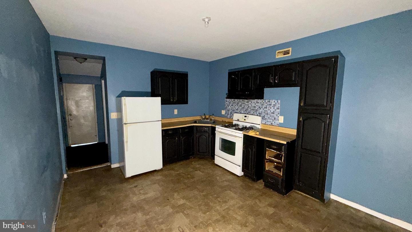 115 N Janney St Property Photo 4