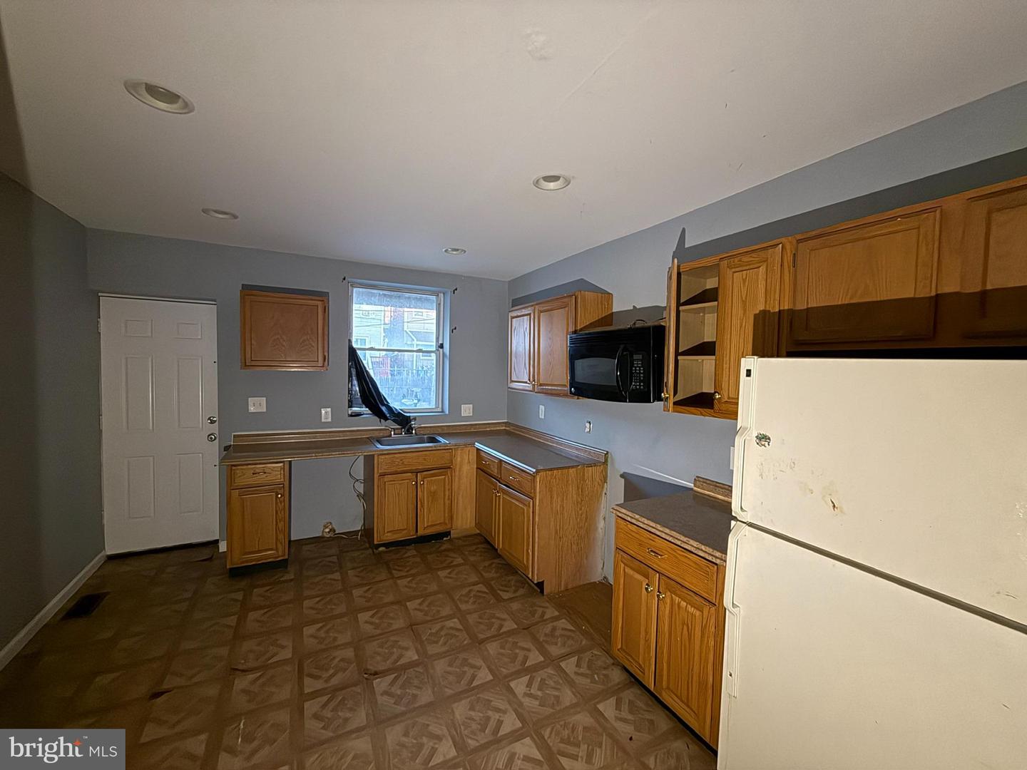 117 N Janney St Property Photo 3