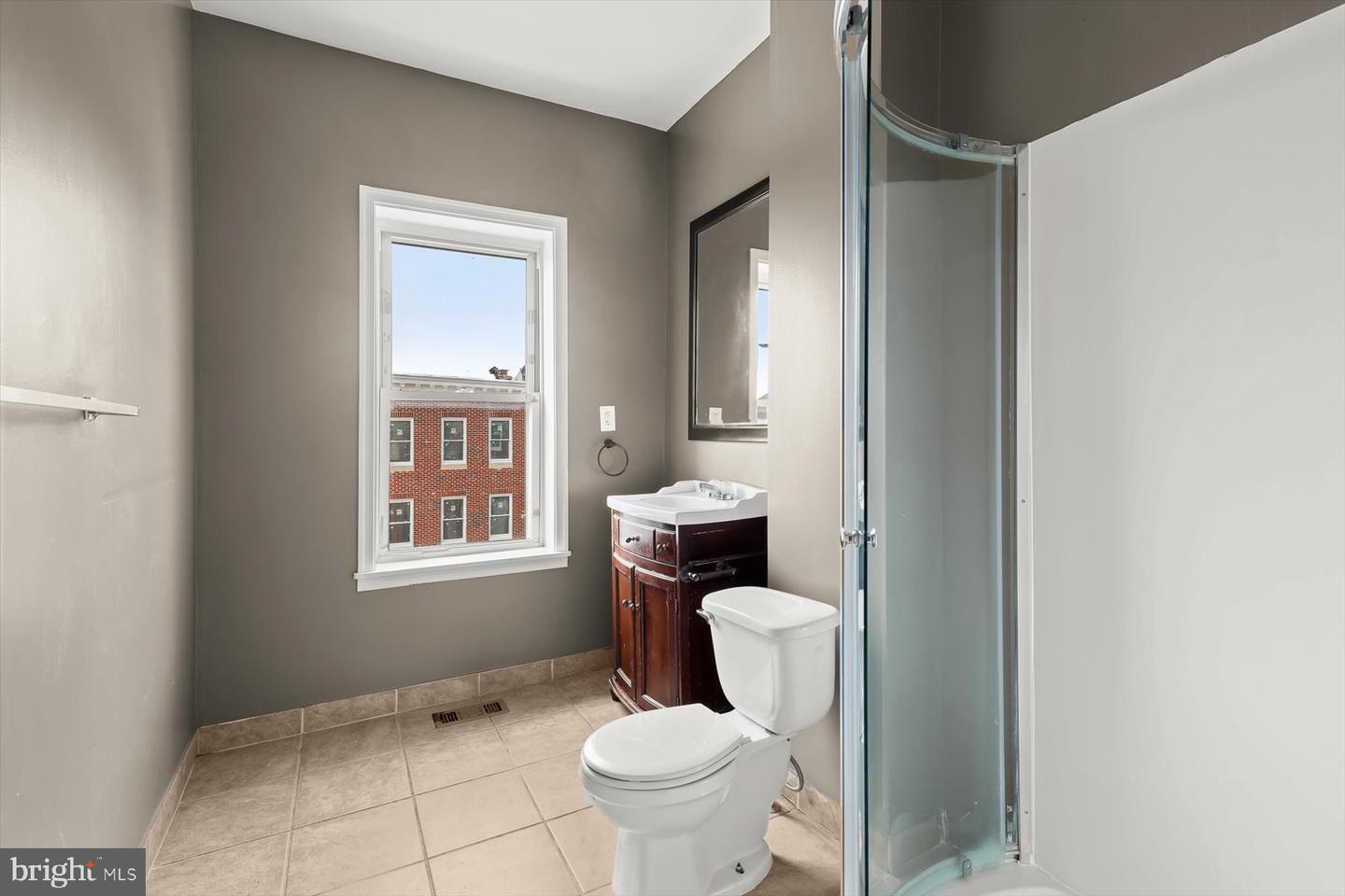 55 S Fulton Ave Property Photo 38