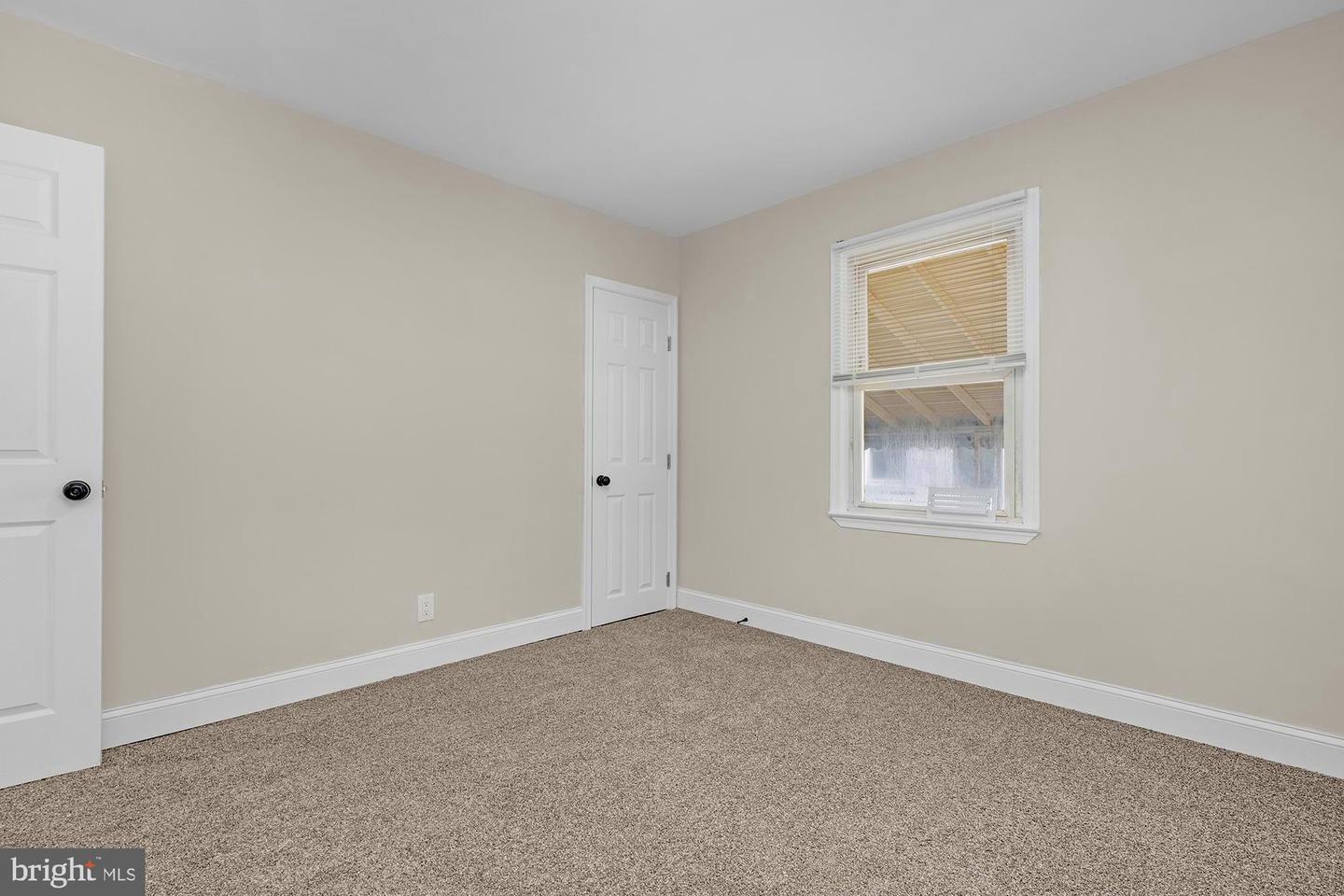 3708 W Cold Spring Ln Property Photo 20