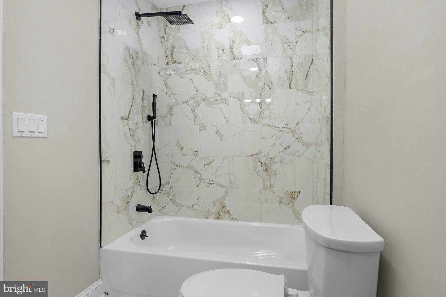 3708 W Cold Spring Ln Property Photo 22