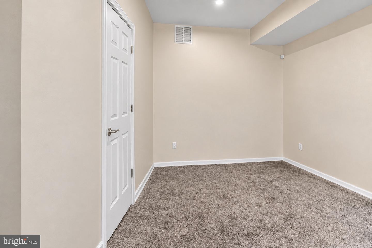 4707 Marlene Mews Property Photo 6