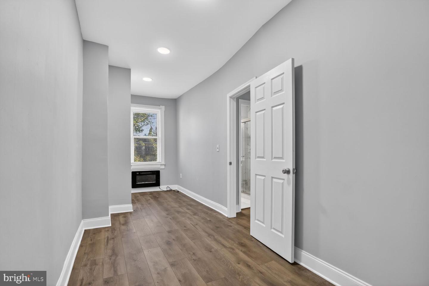 2583 W Fayette St Property Photo 14