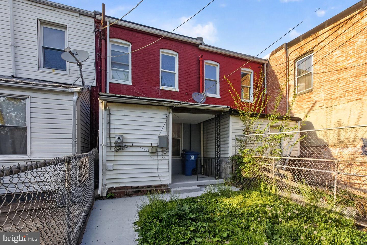 2583 W Fayette St Property Photo 19