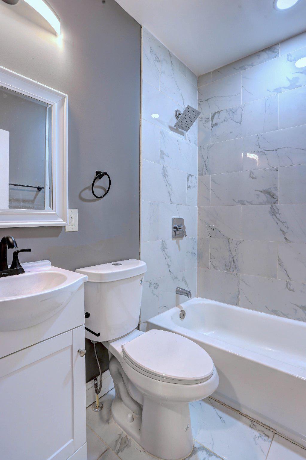 2718 Mura St Property Photo 14