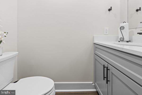 4803 Burland Ave Property Photo 5