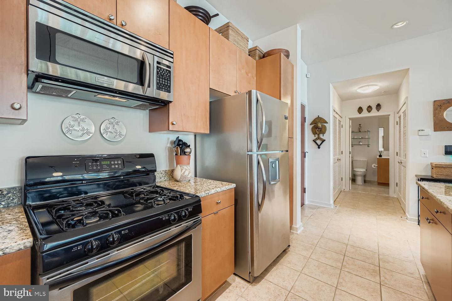 1209 N Charles St #404 Property Photo 13