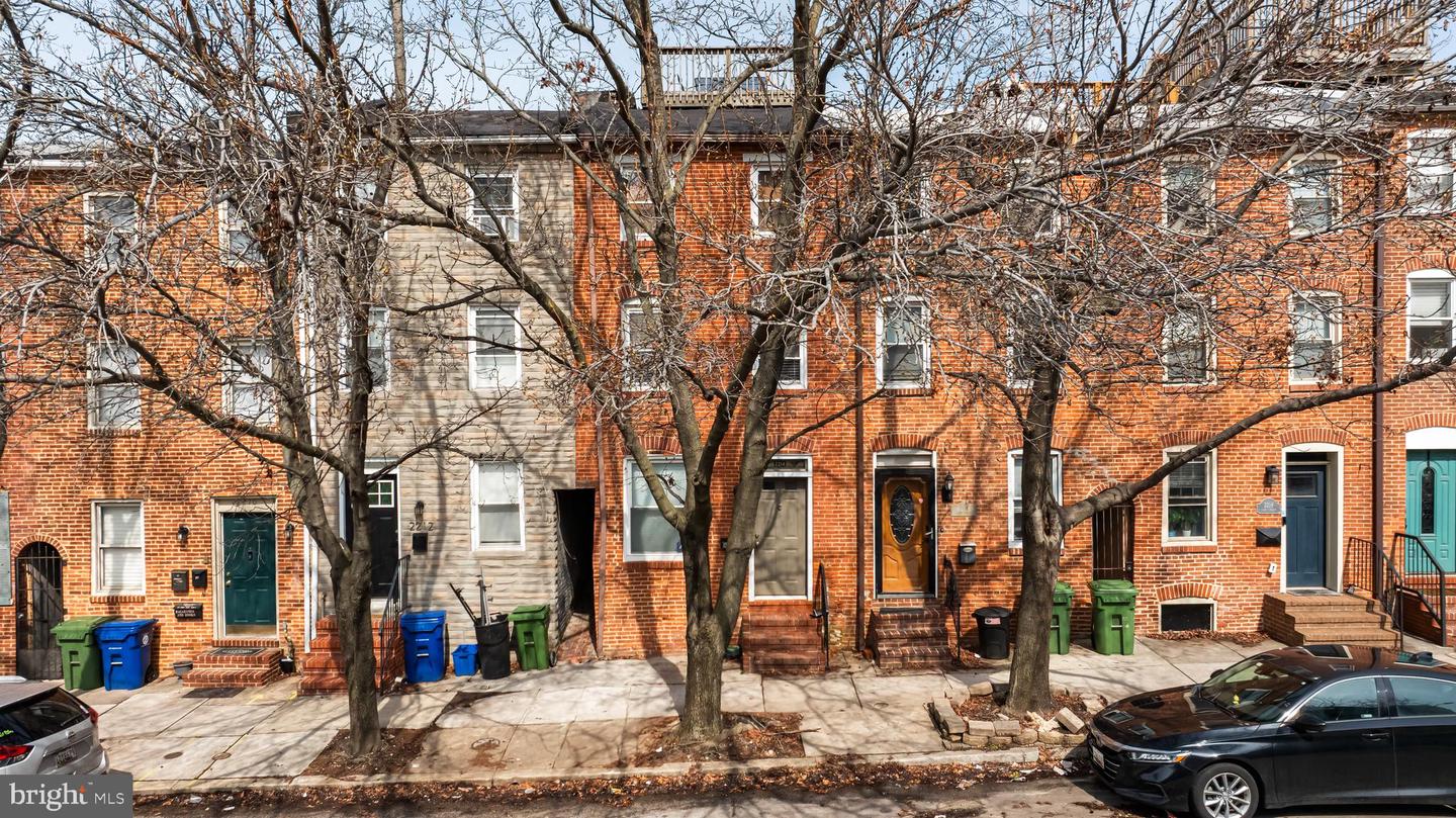 2214 FLEET ST Property Photo 1