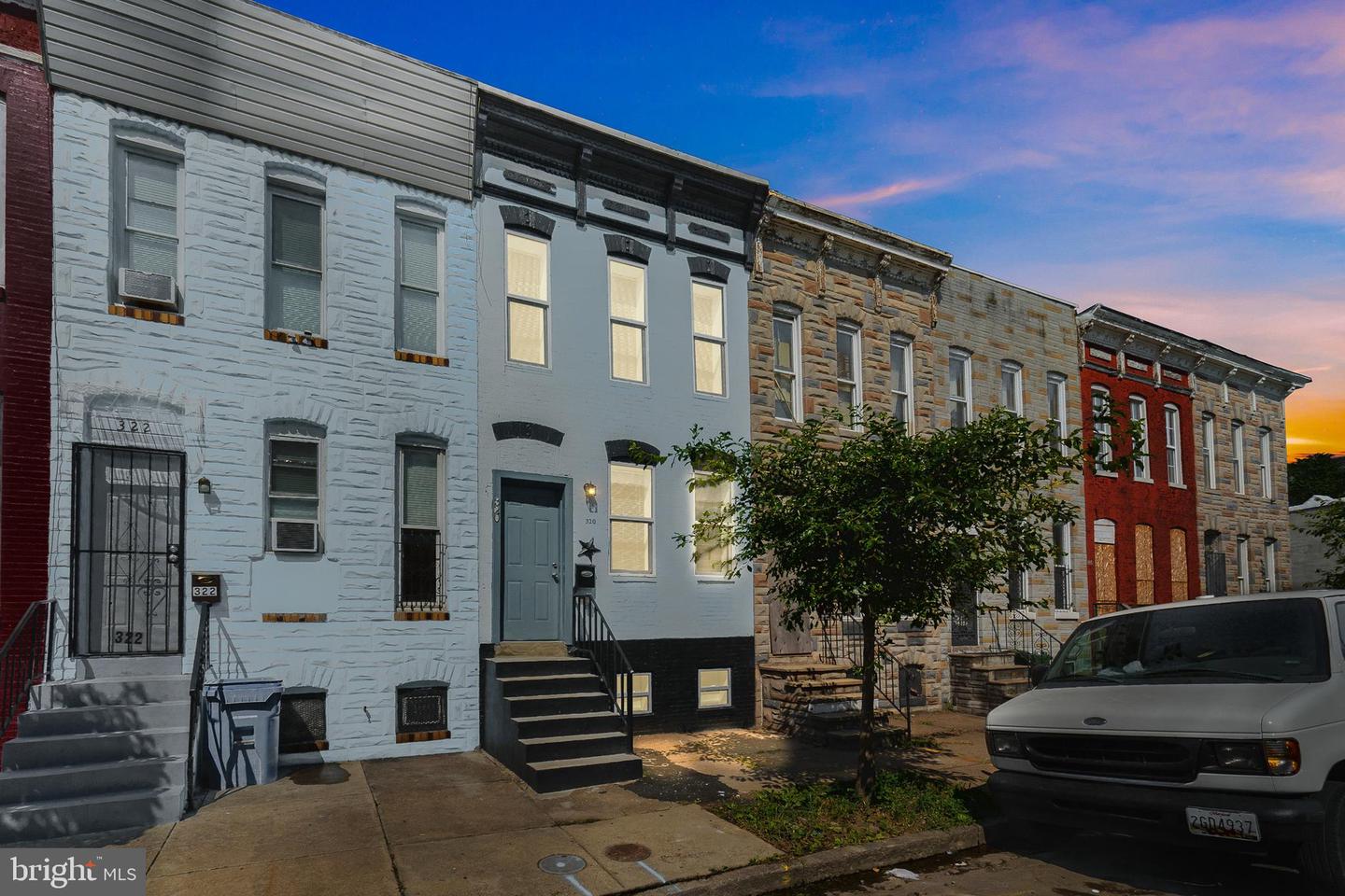320 S Pulaski St Property Photo 1