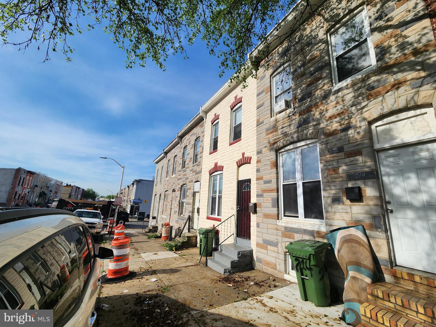 216 S Smallwood St Property Photo 3