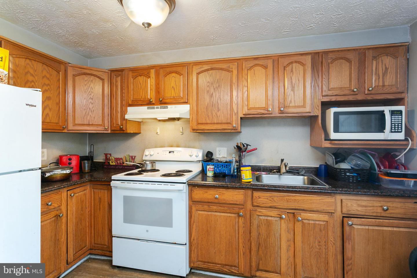 1217 Division St Property Photo 3