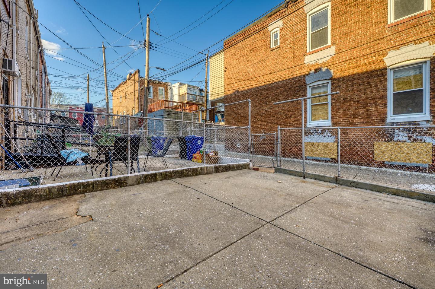 1425 N Luzerne Ave Property Photo 36