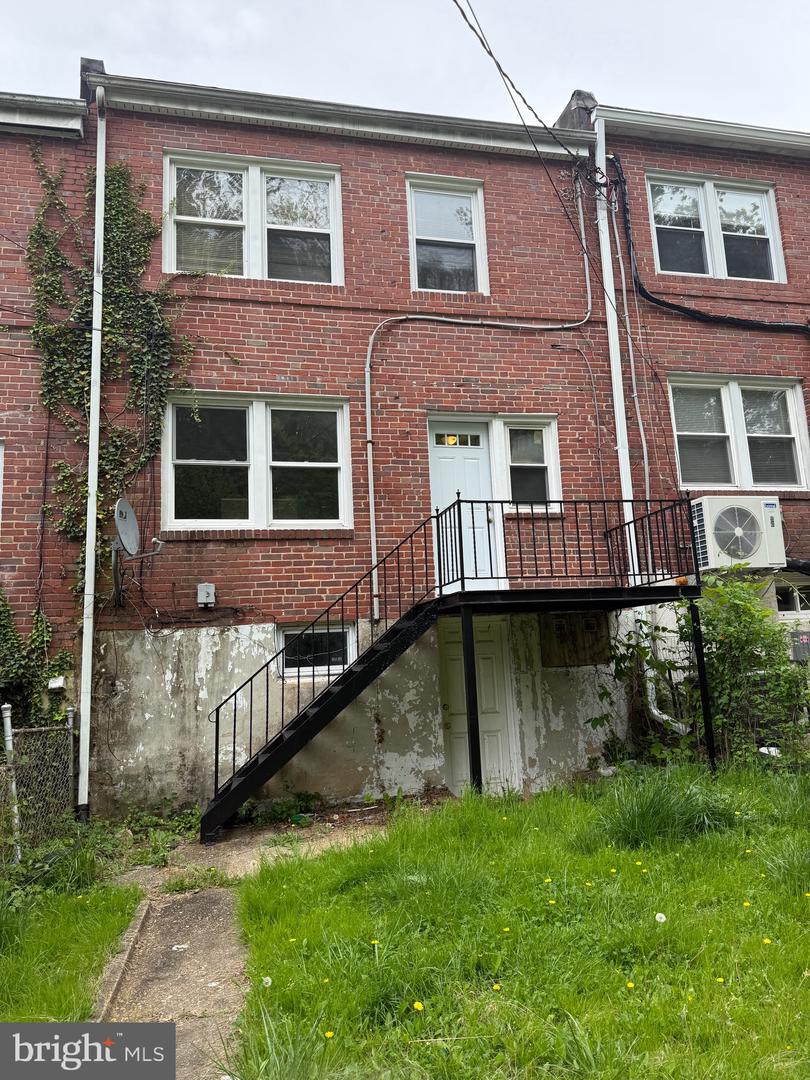 526 Random Rd Property Photo 3