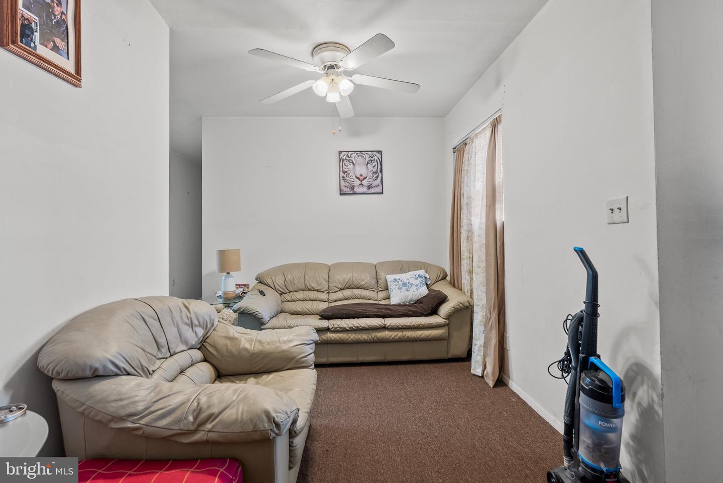 4813 W Forest Park Property Photo 22