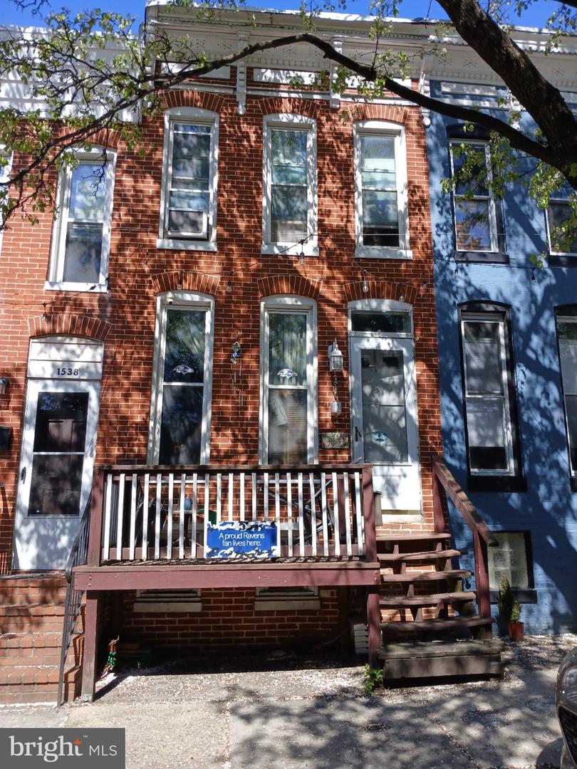 1536 BOYLE ST Property Photo 1