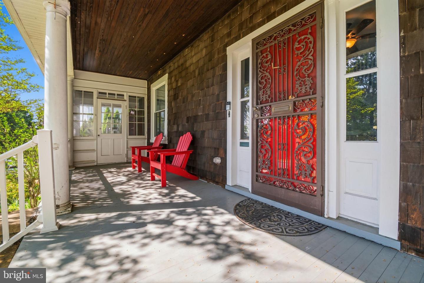 202 S Athol Ave Property Photo 1