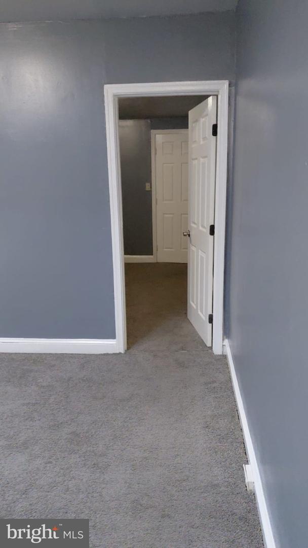 2121 Wilhelm St Property Photo 5