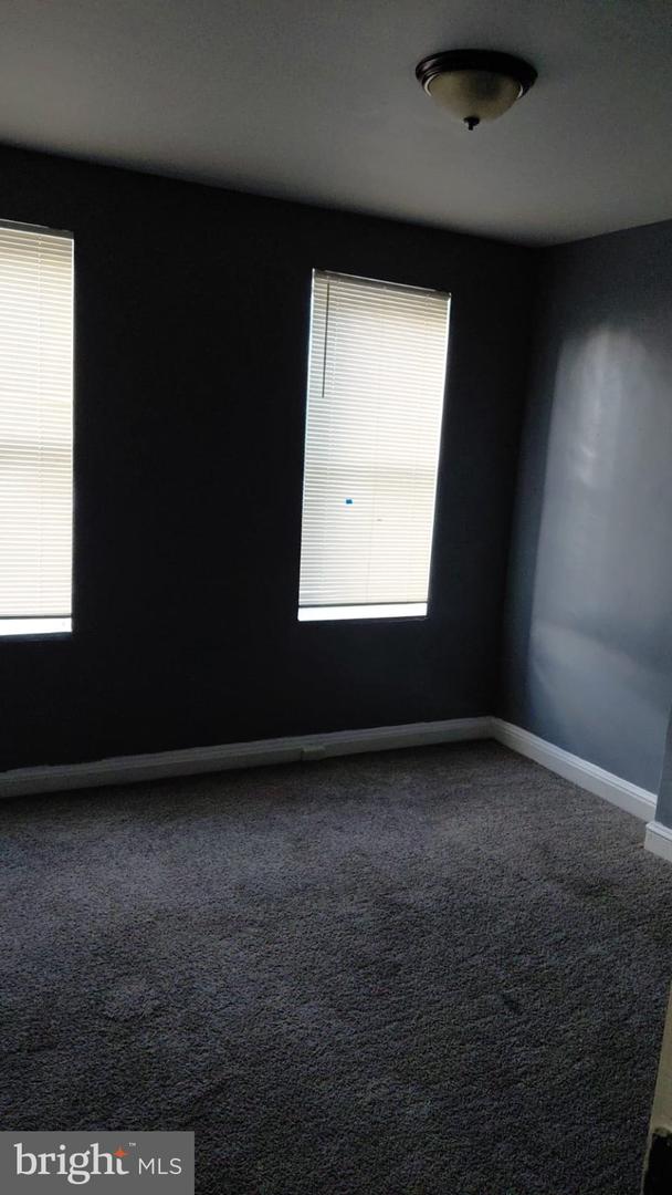 2121 Wilhelm St Property Photo 6