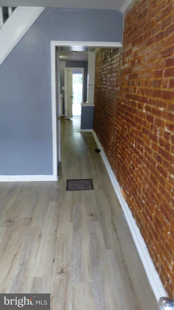 2121 Wilhelm St Property Photo 11
