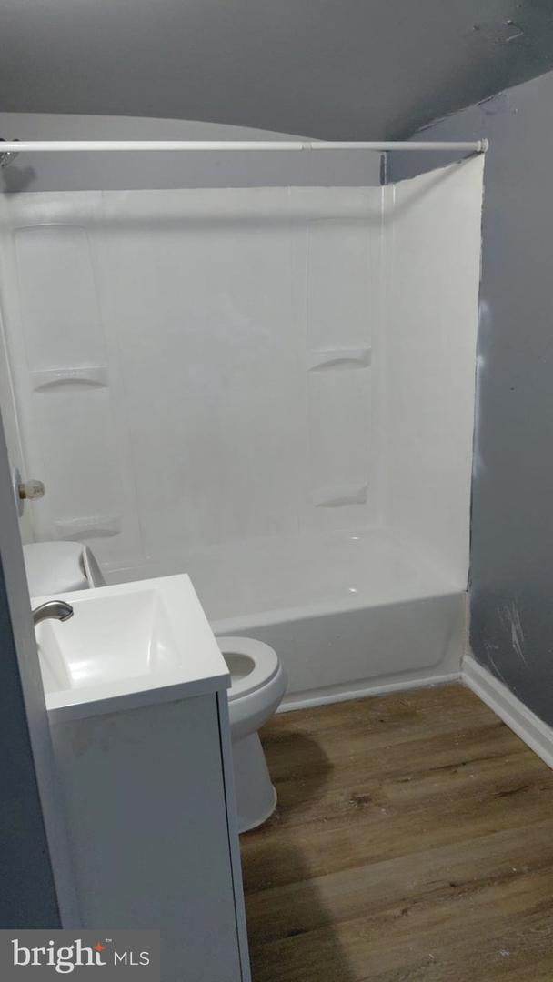 2121 Wilhelm St Property Photo 13