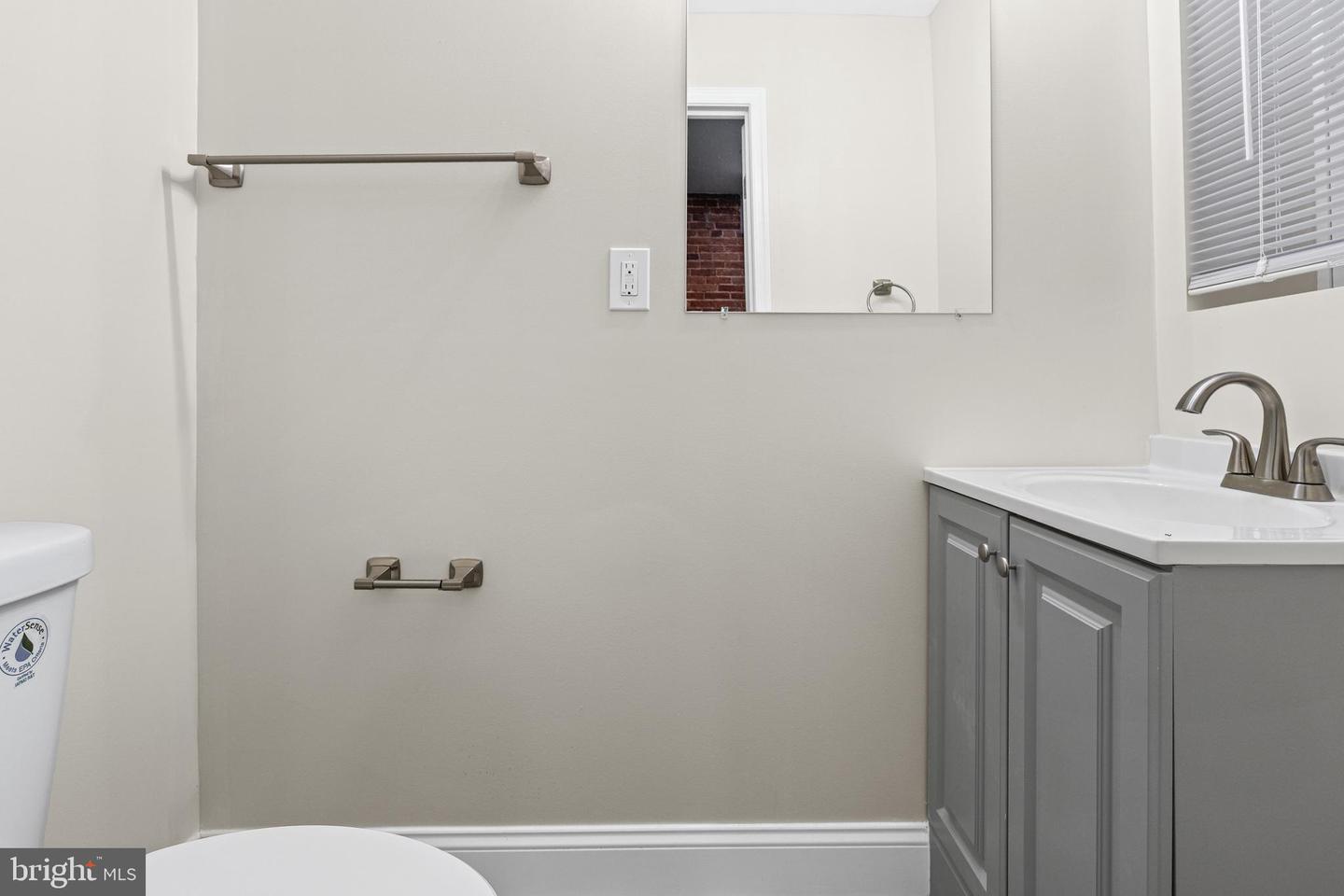 923 Bennett Pl Property Photo 9
