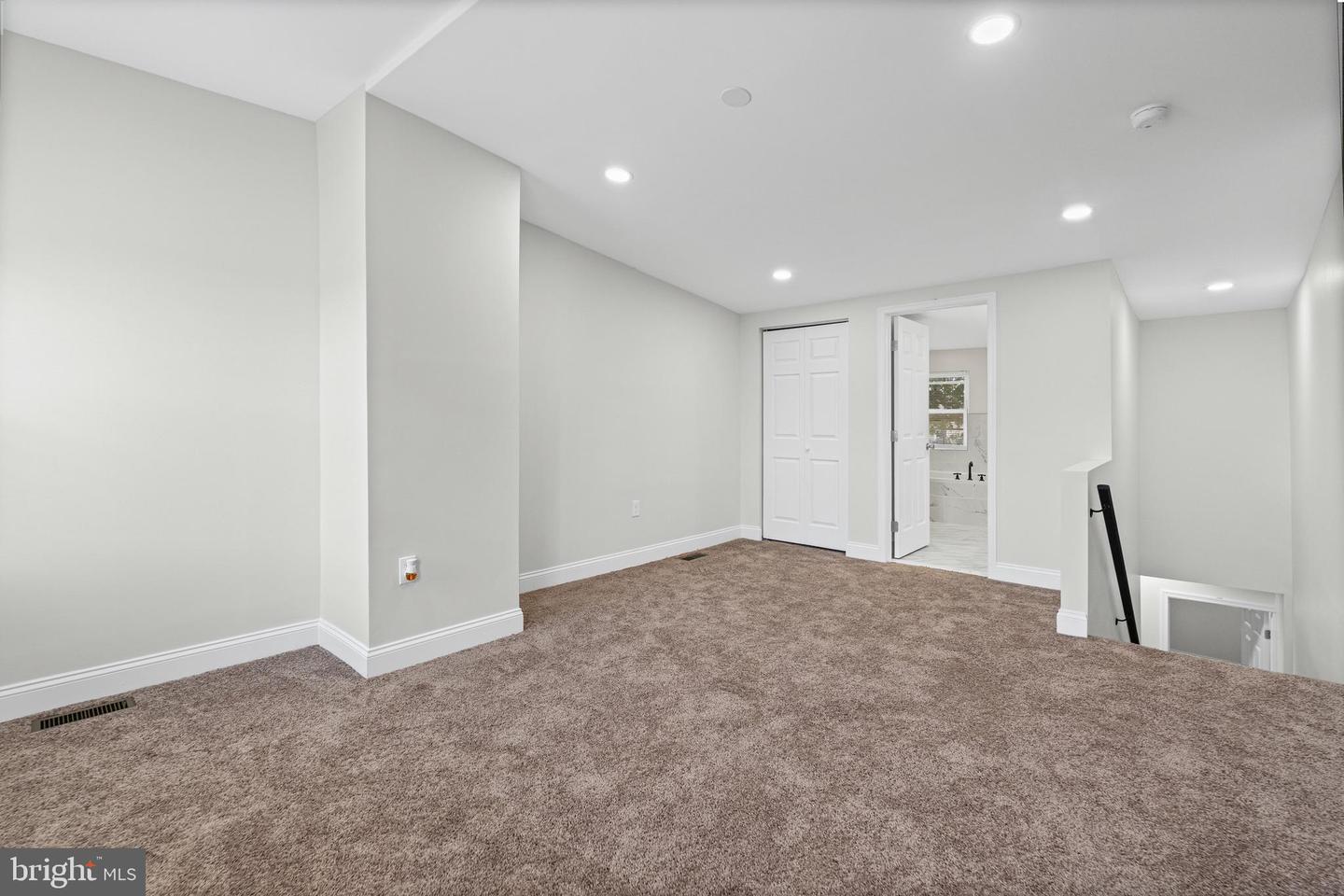 923 Bennett Pl Property Photo 10