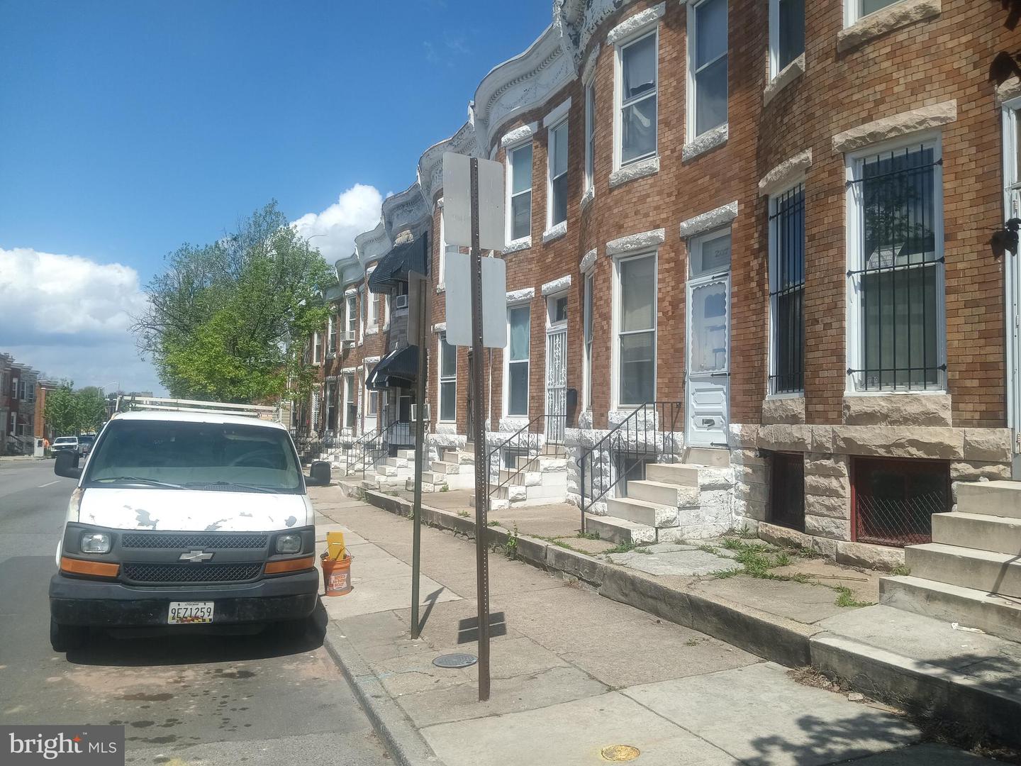 207 Monroe St Property Photo 3