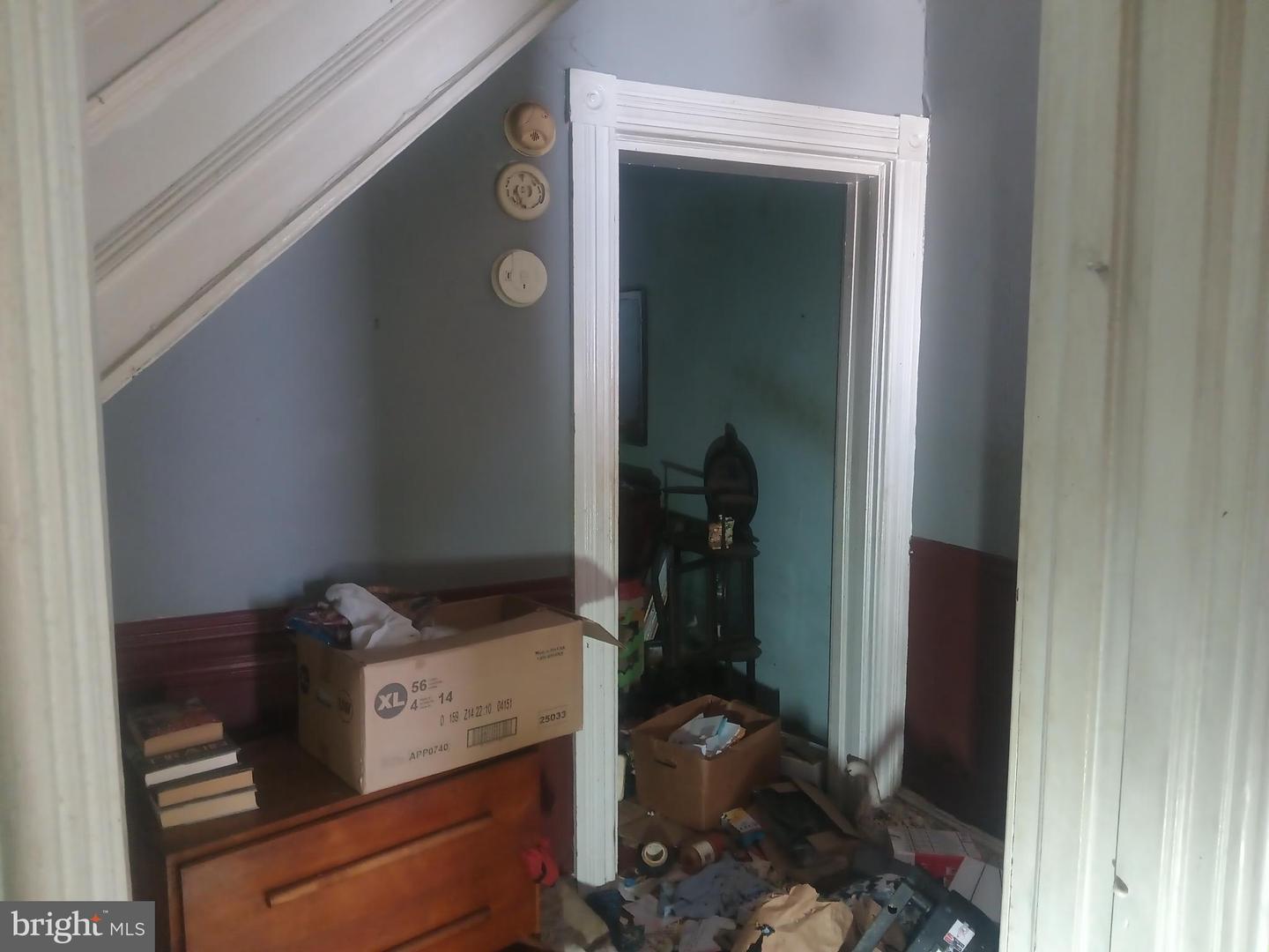 207 Monroe St Property Photo 5