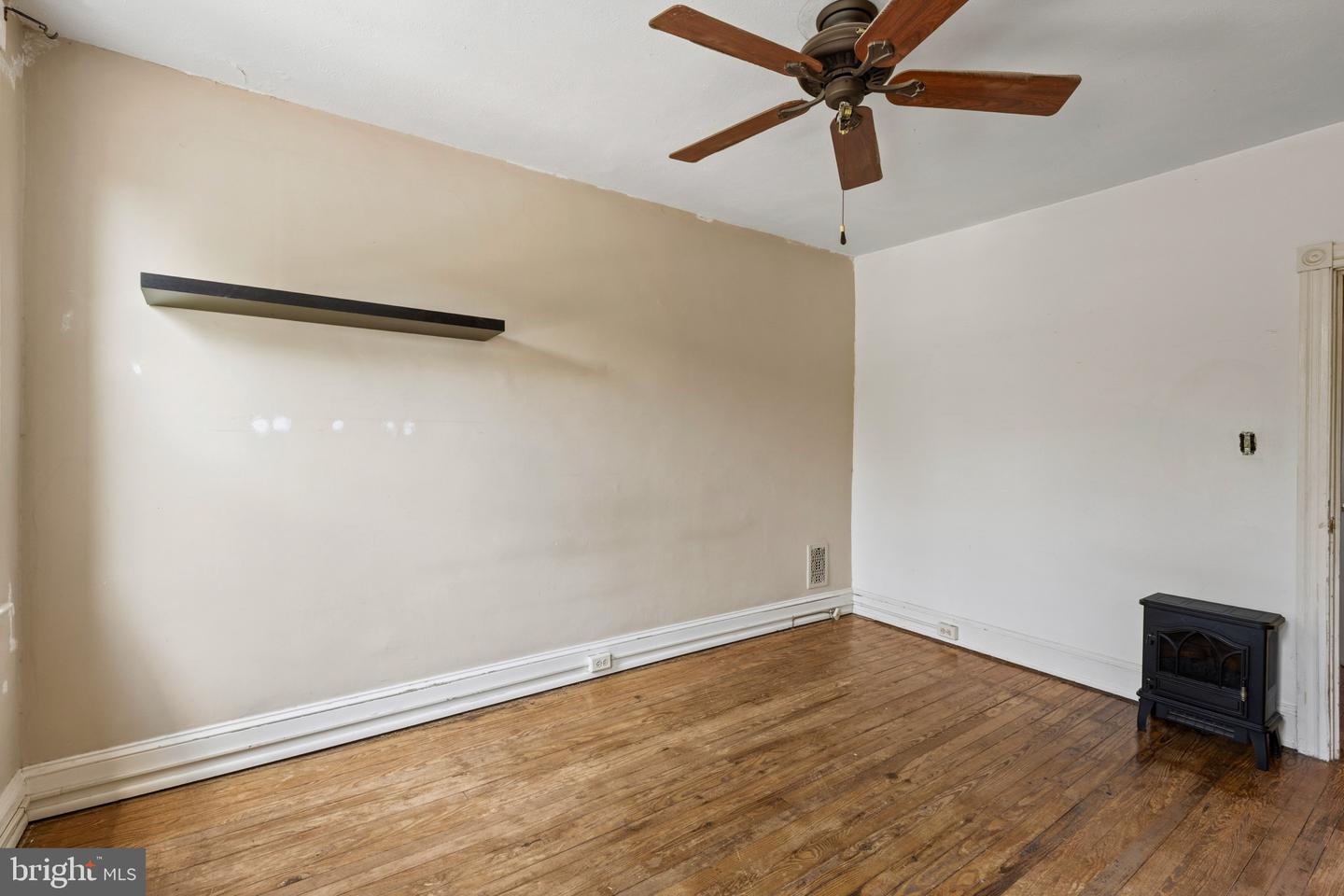 1915 Griffis Ave Property Photo 13