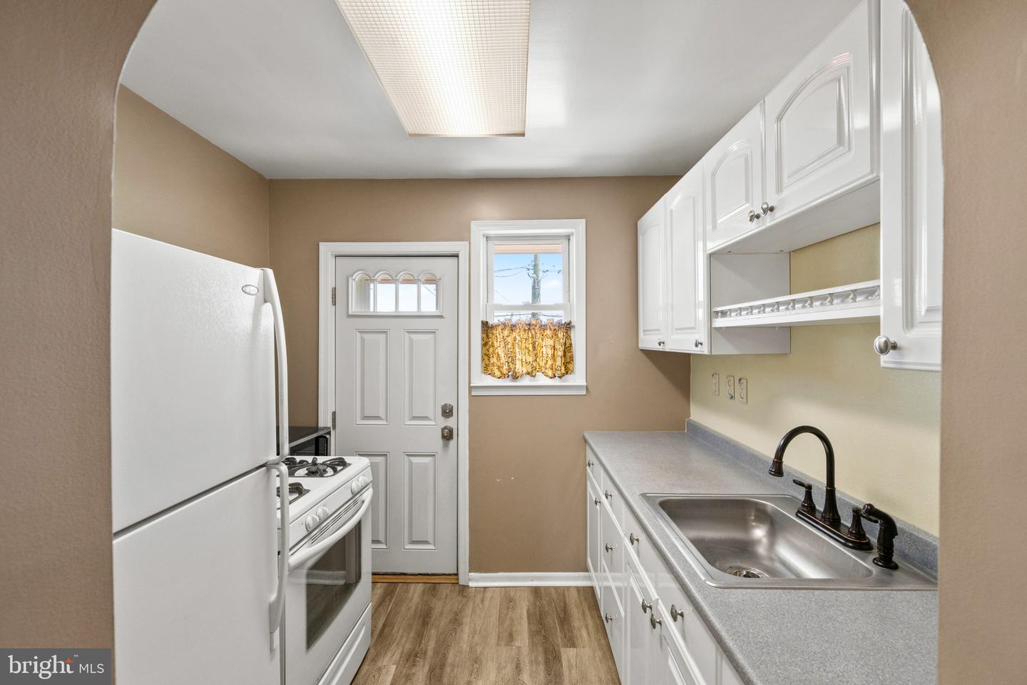 1915 Griffis Ave Property Photo 16