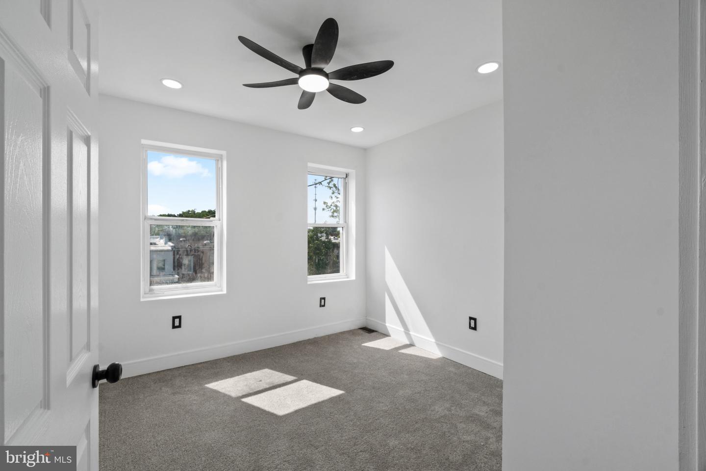 2627 Garrett Ave Property Photo 13