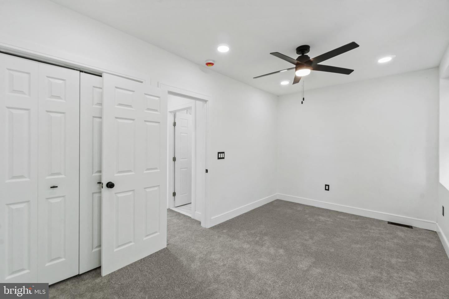 2627 Garrett Ave Property Photo 15