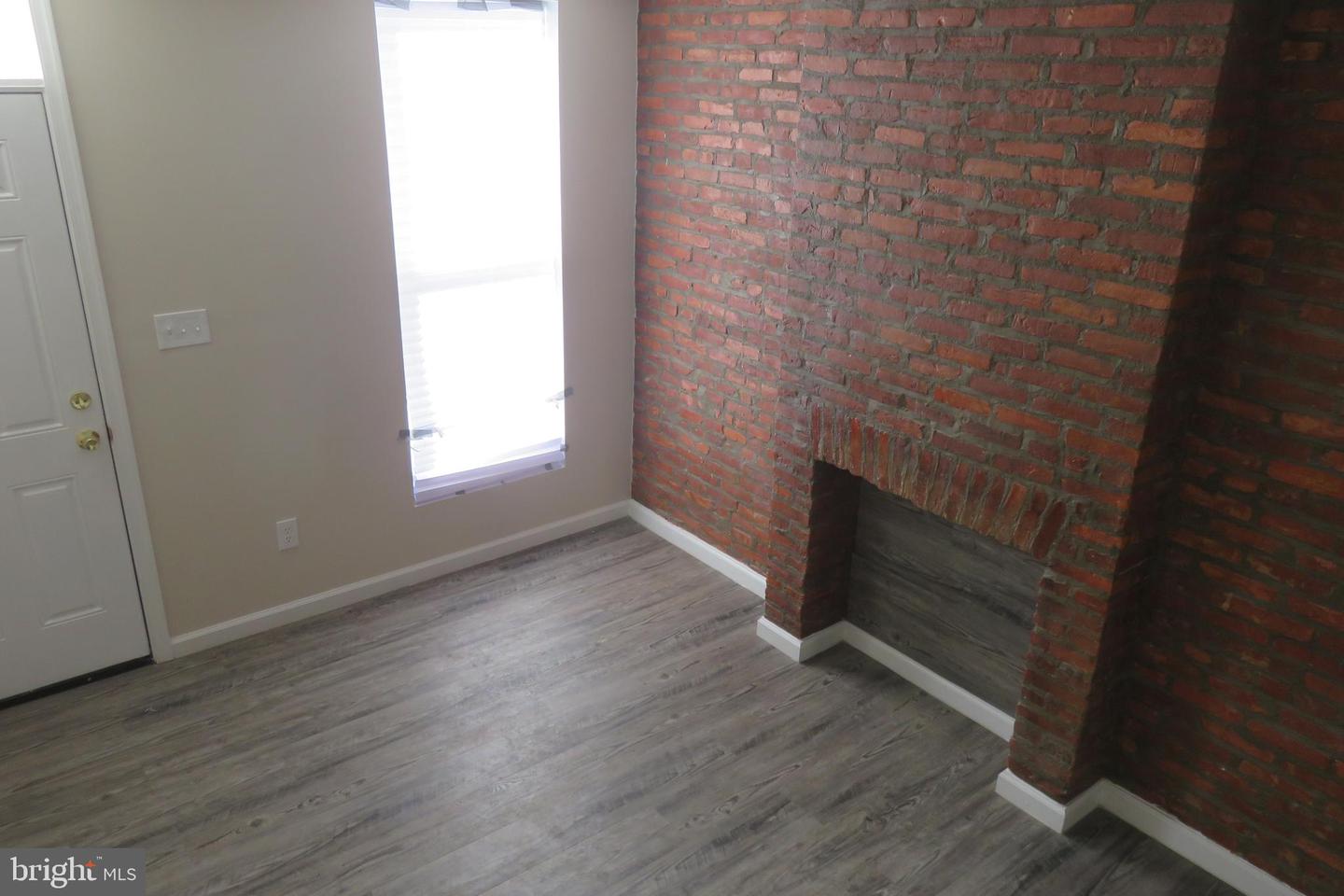 448 Pitman Pl Property Photo 2