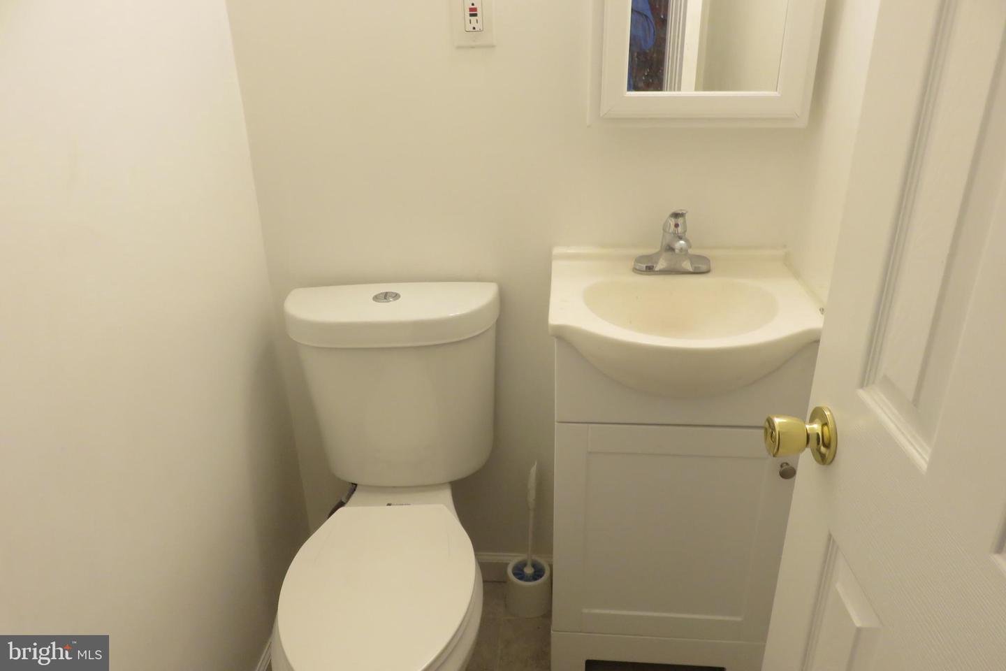 448 Pitman Pl Property Photo 5