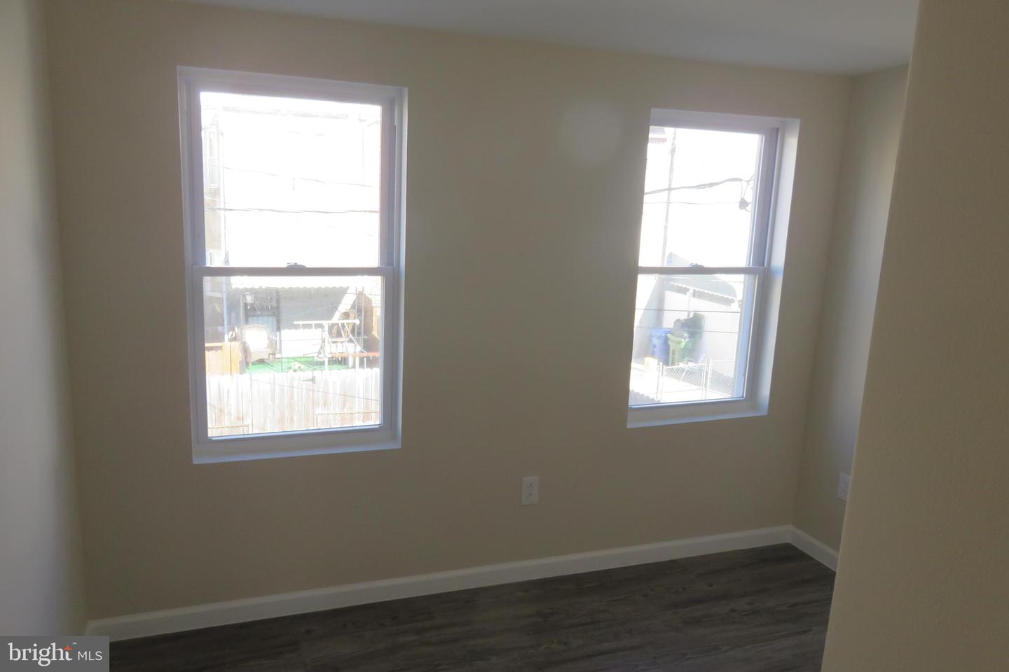 448 Pitman Pl Property Photo 8