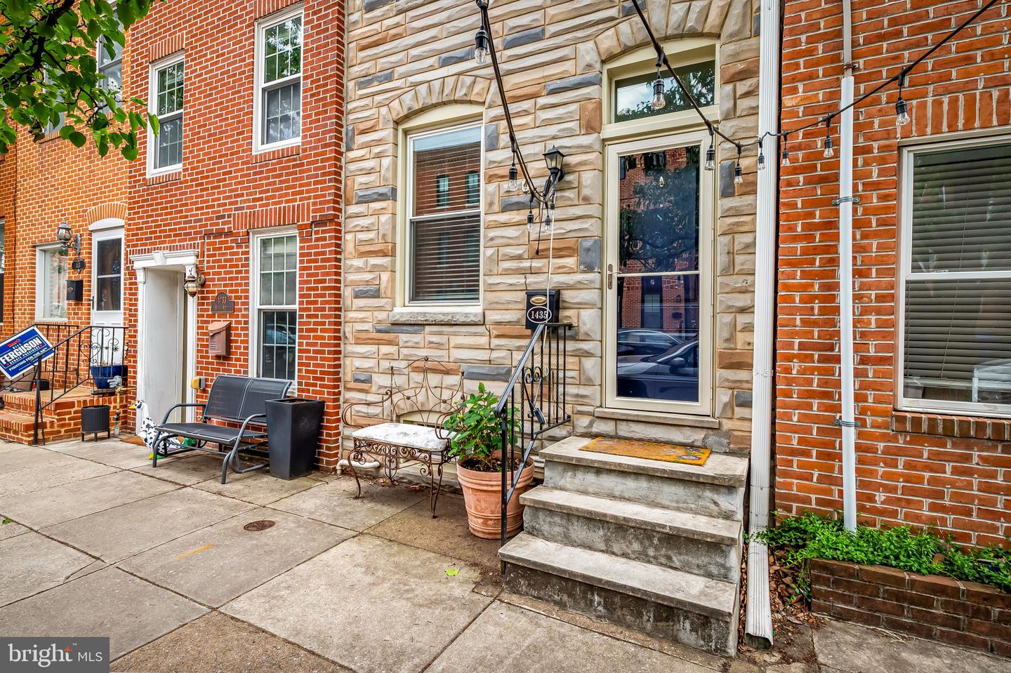 1435 Hull St Property Photo 3