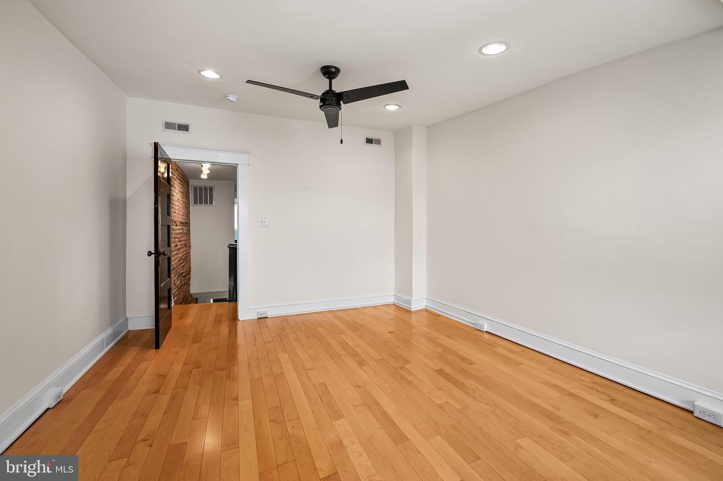 1435 Hull St Property Photo 20